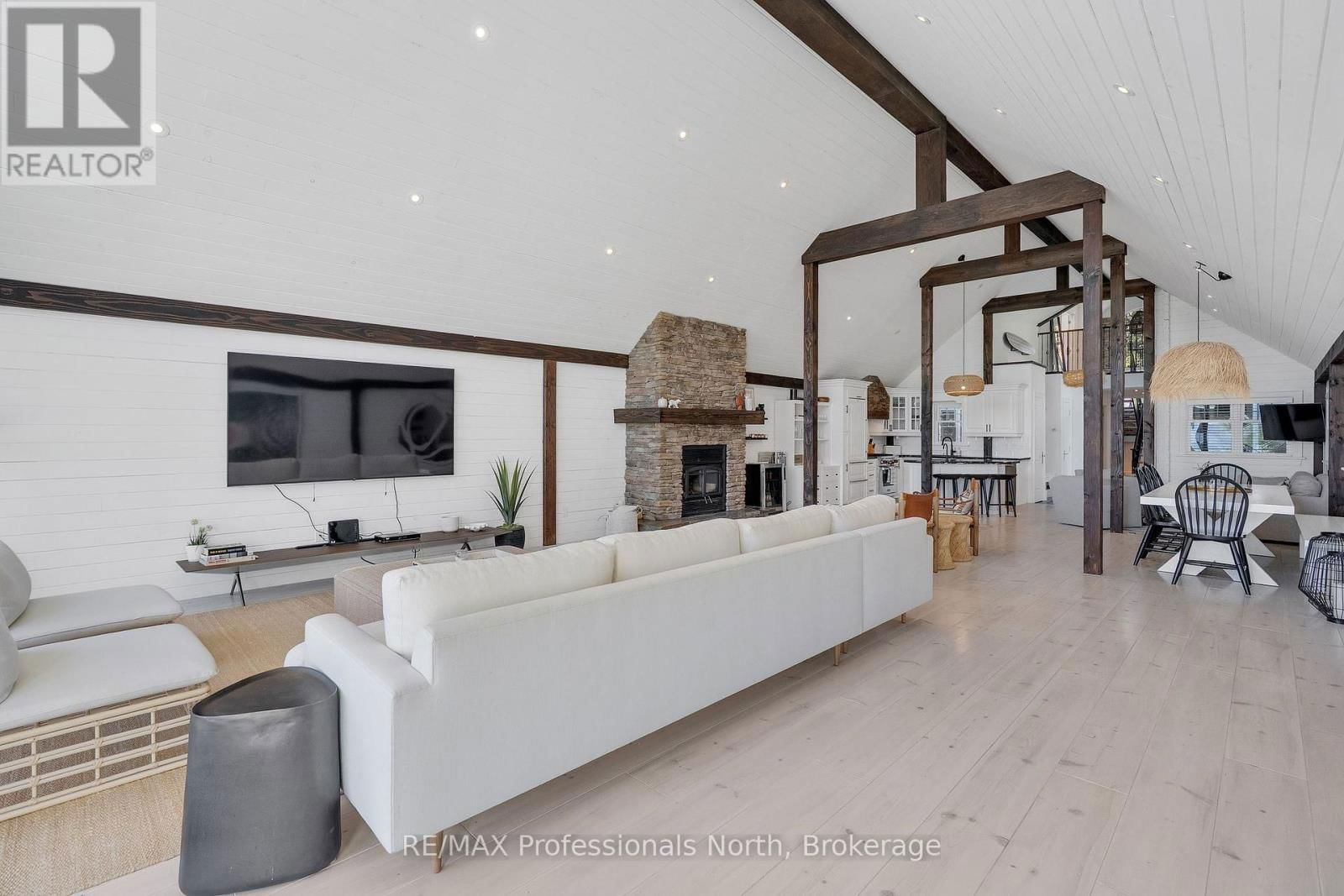 6 - 1059 WOODINGTON ROAD Image 12