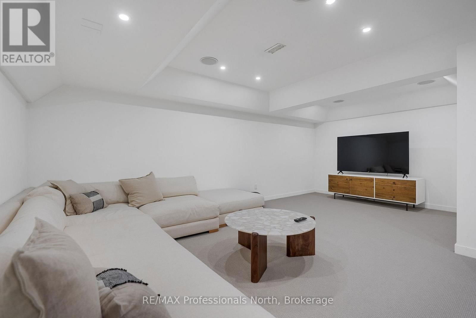 6 - 1059 WOODINGTON ROAD Image 38