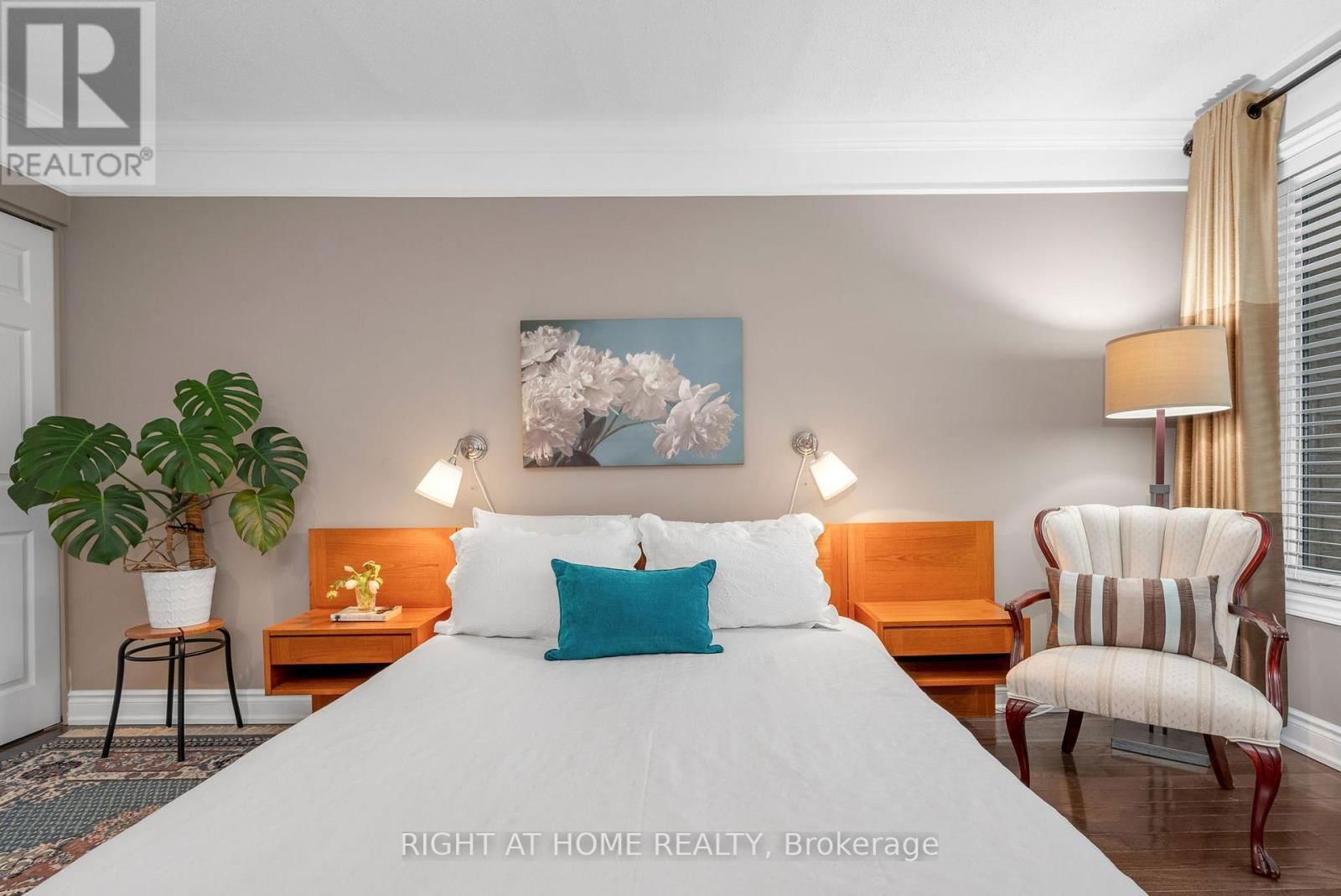 54 INNESBROOK COURT Image 31