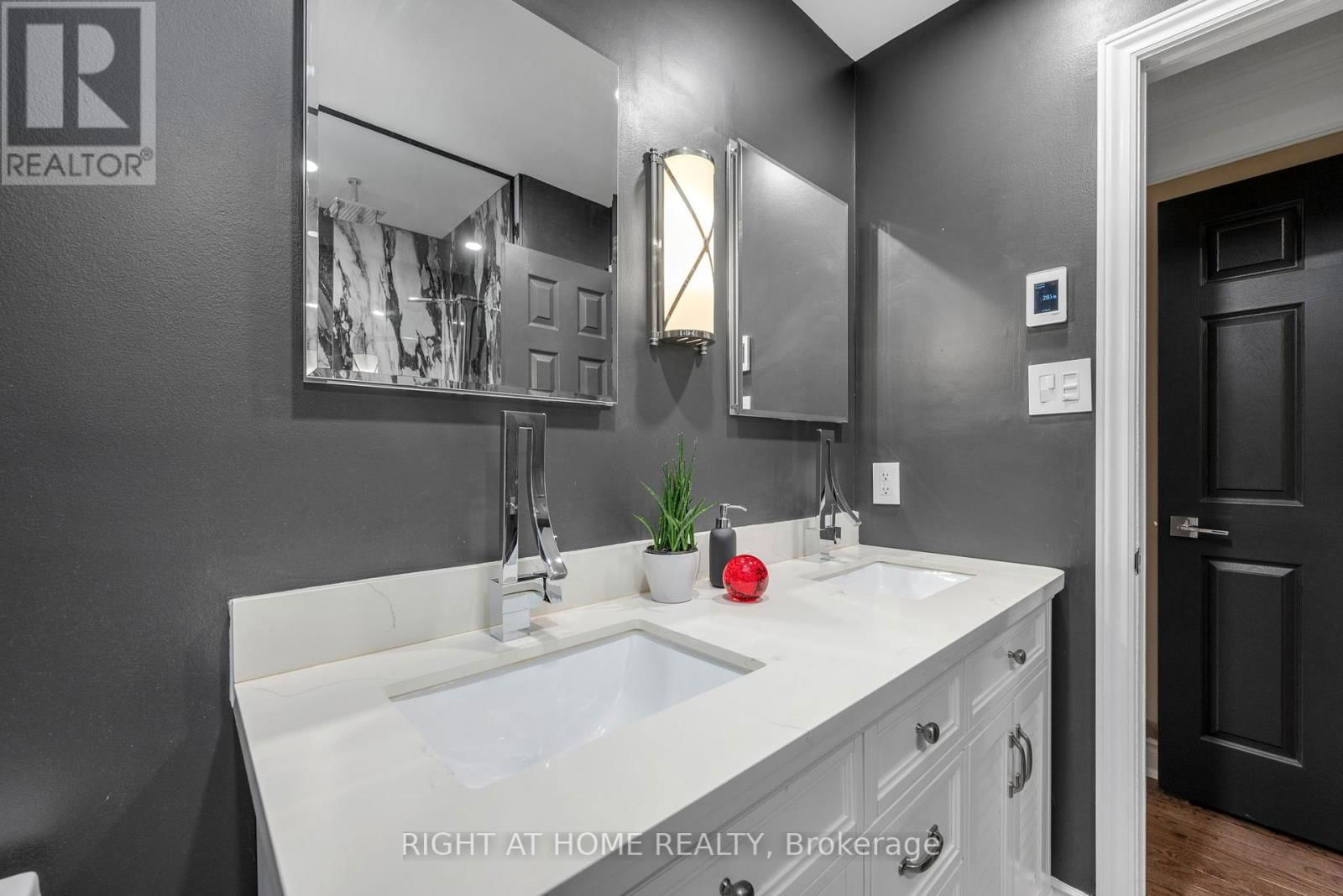 54 INNESBROOK COURT Image 34