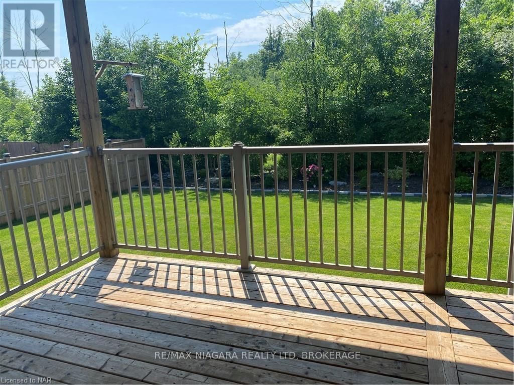 254 LANCASTER DRIVE Image 30