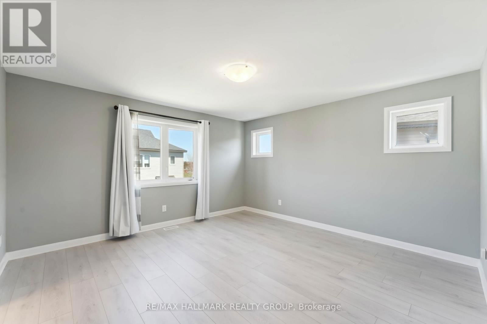 731 SEBASTIAN STREET Image 19