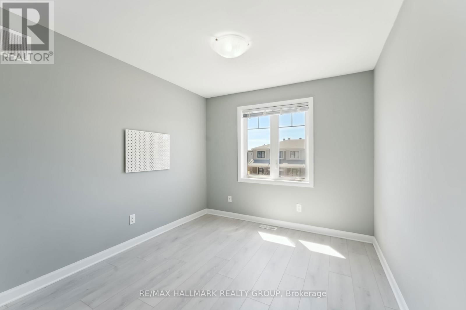 731 SEBASTIAN STREET Image 29