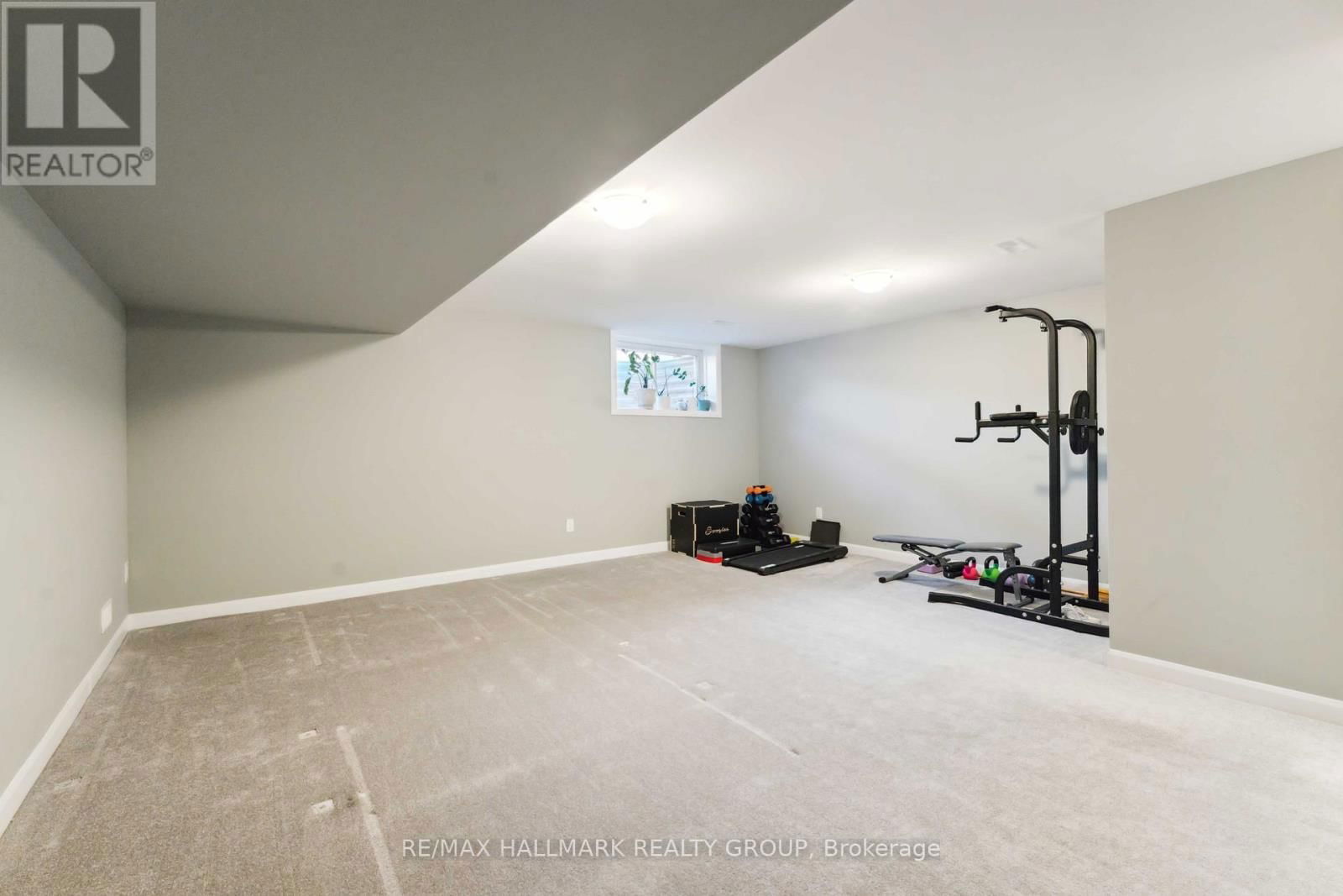 731 SEBASTIAN STREET Image 37