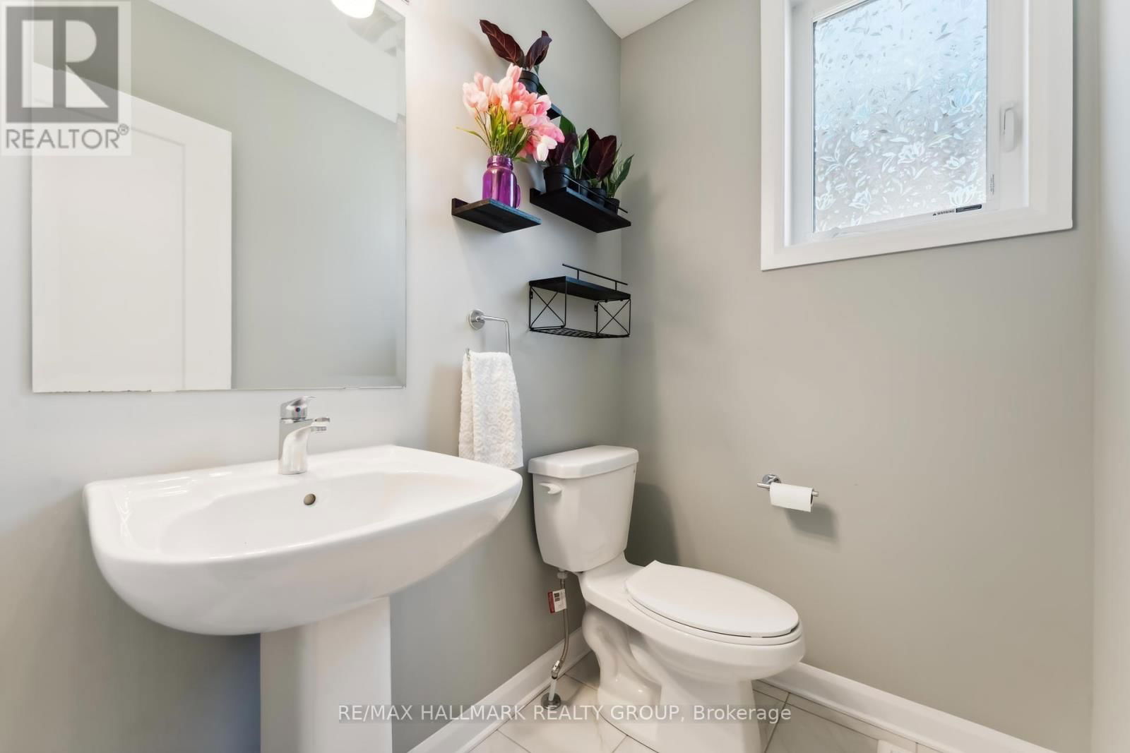 731 SEBASTIAN STREET Image 41
