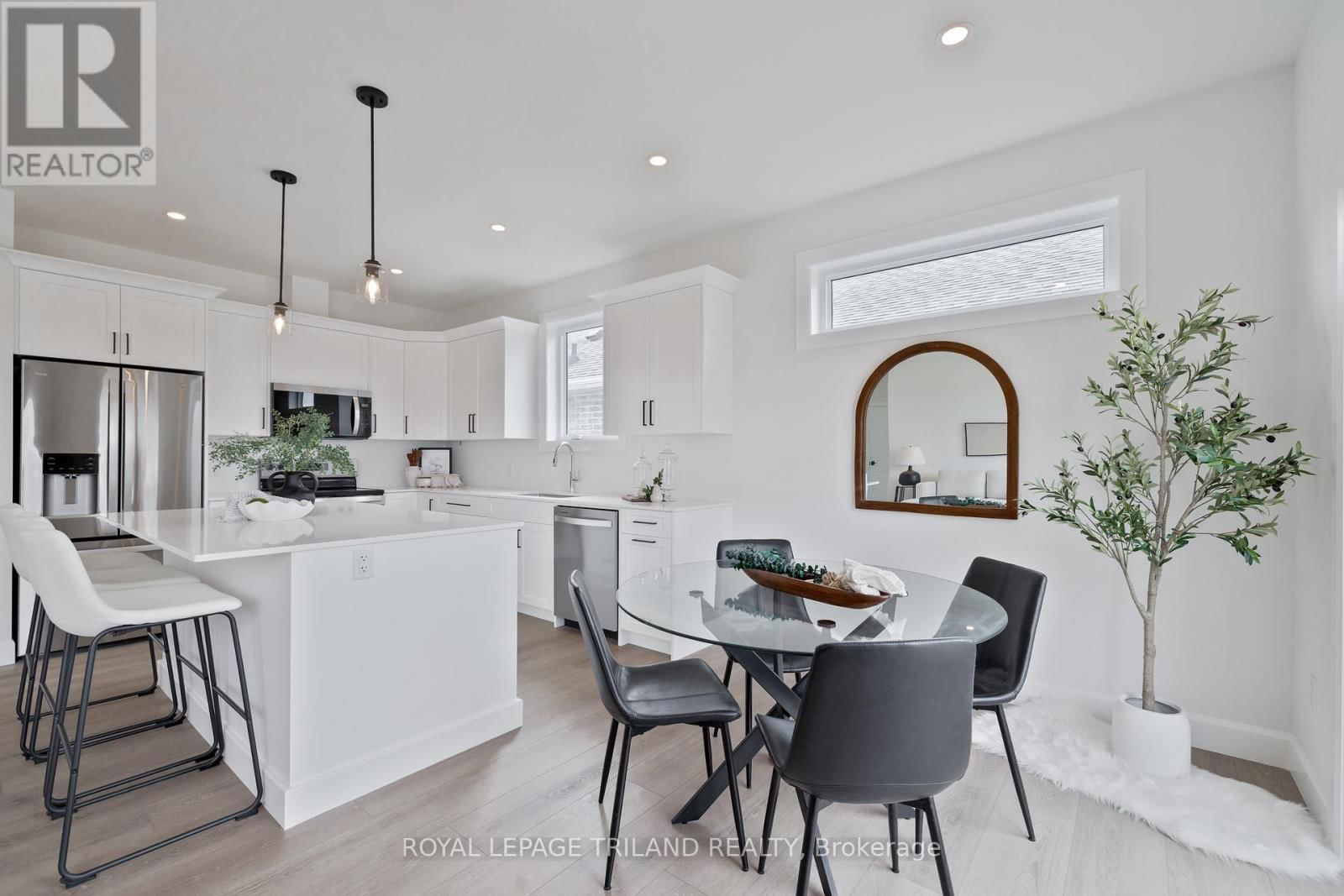 49 REBECCA DRIVE Image 16