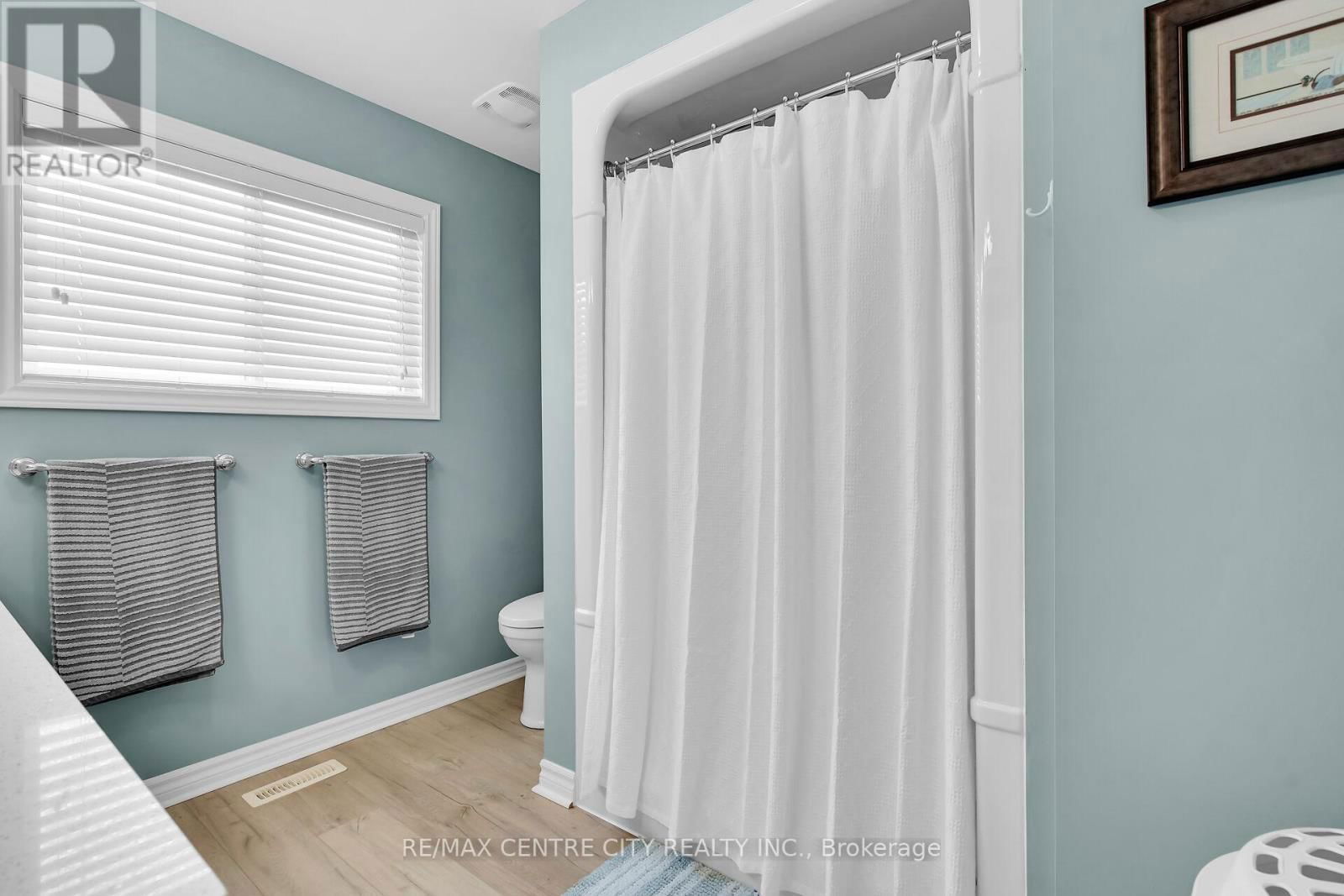 3202 EMILYCARR LANE Image 30
