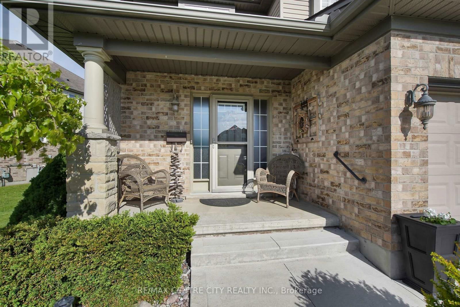 3202 EMILYCARR LANE Image 5