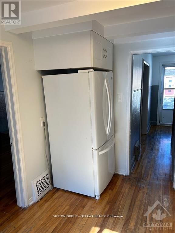 50 ARMSTRONG STREET Image 7