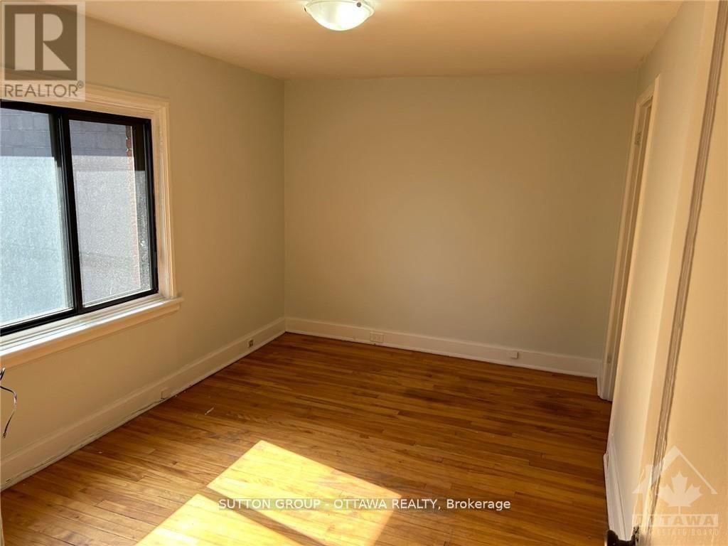 50 ARMSTRONG STREET Image 8