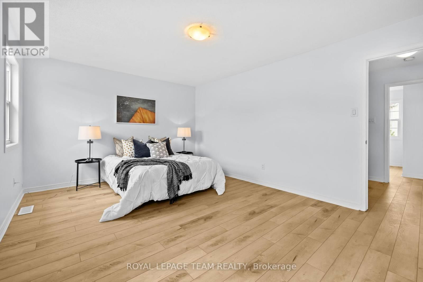 381 MOFFATT POND COURT Image 19