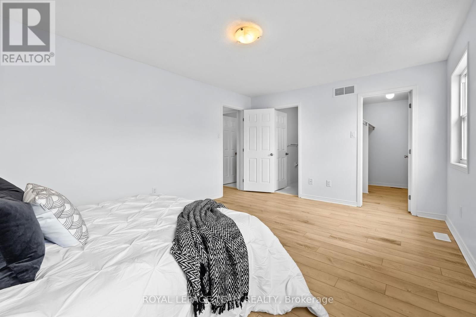 381 MOFFATT POND COURT Image 21