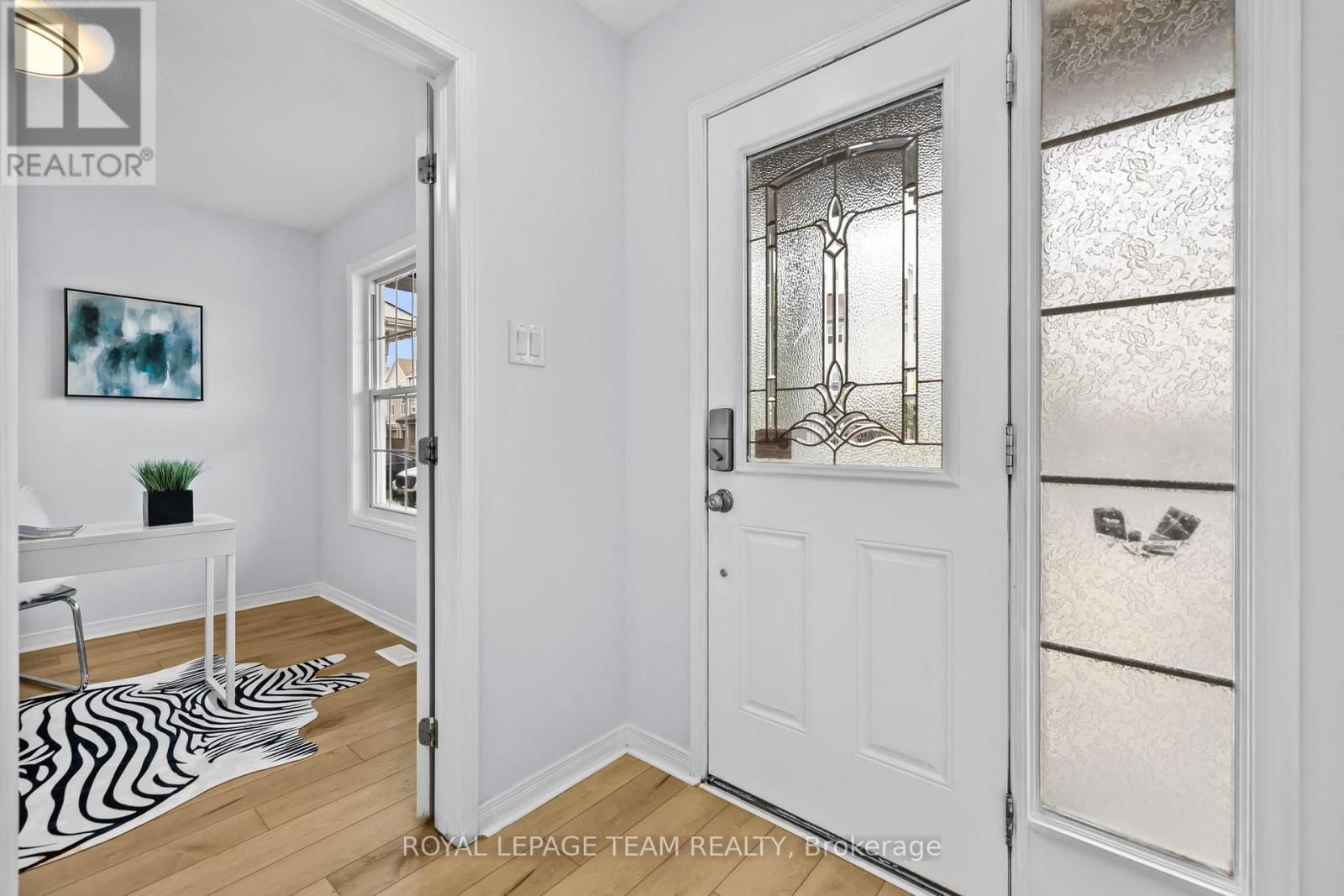 381 MOFFATT POND COURT Image 3