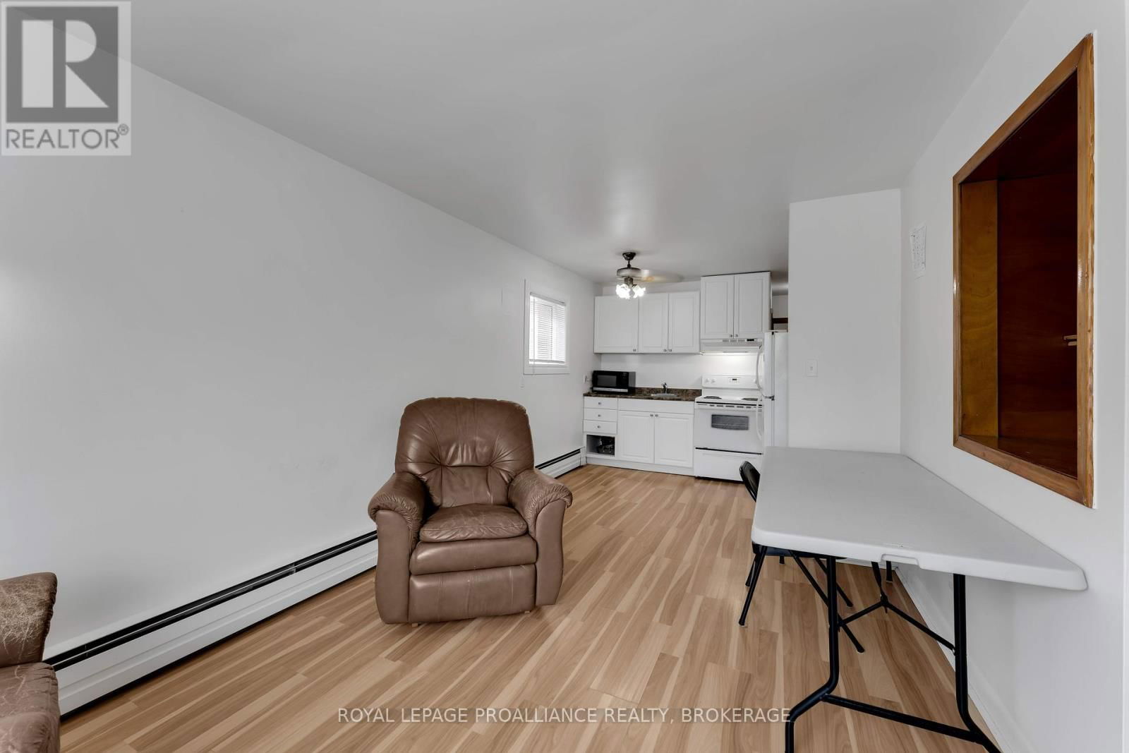 176 NELSON STREET Image 16