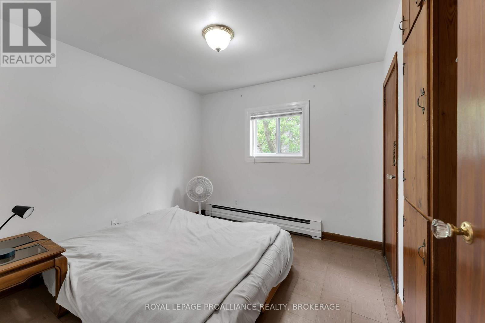 176 NELSON STREET Image 20