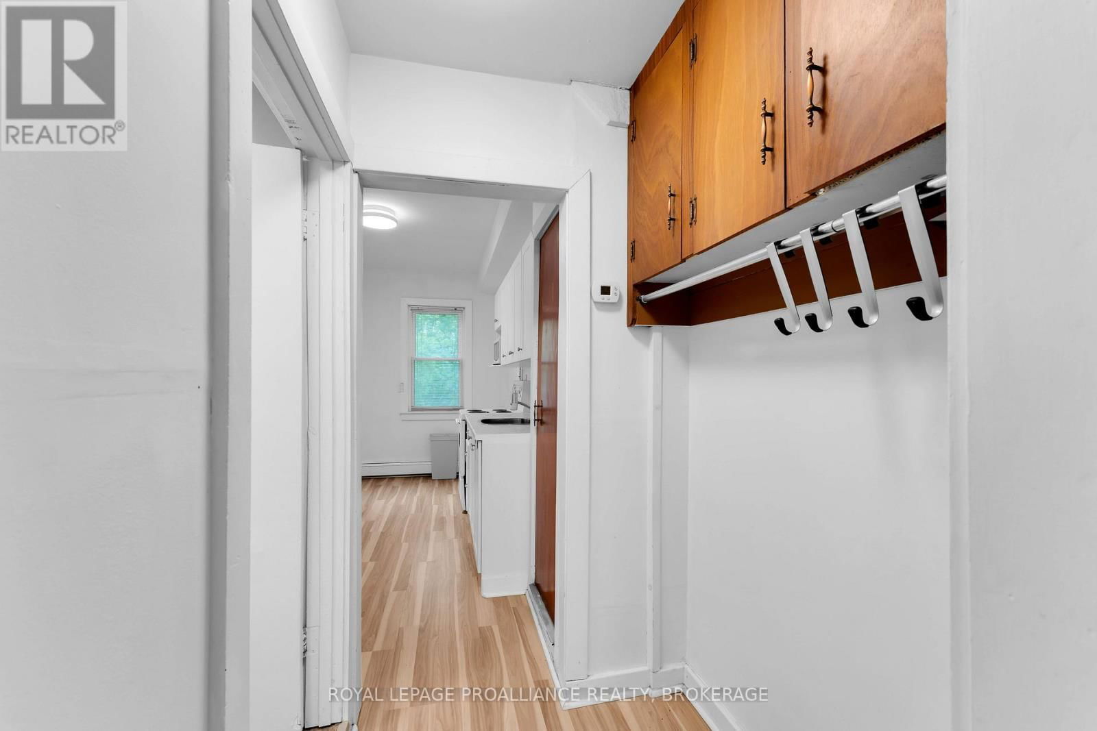 176 NELSON STREET Image 31