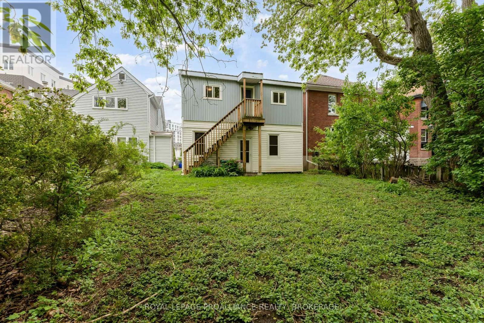 176 NELSON STREET Image 41