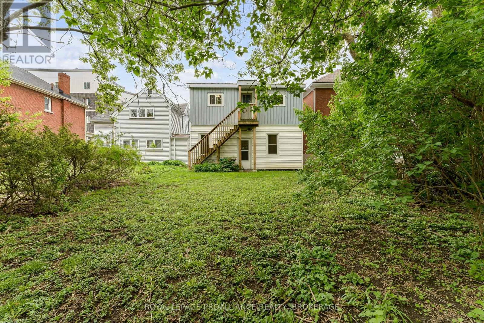 176 NELSON STREET Image 43