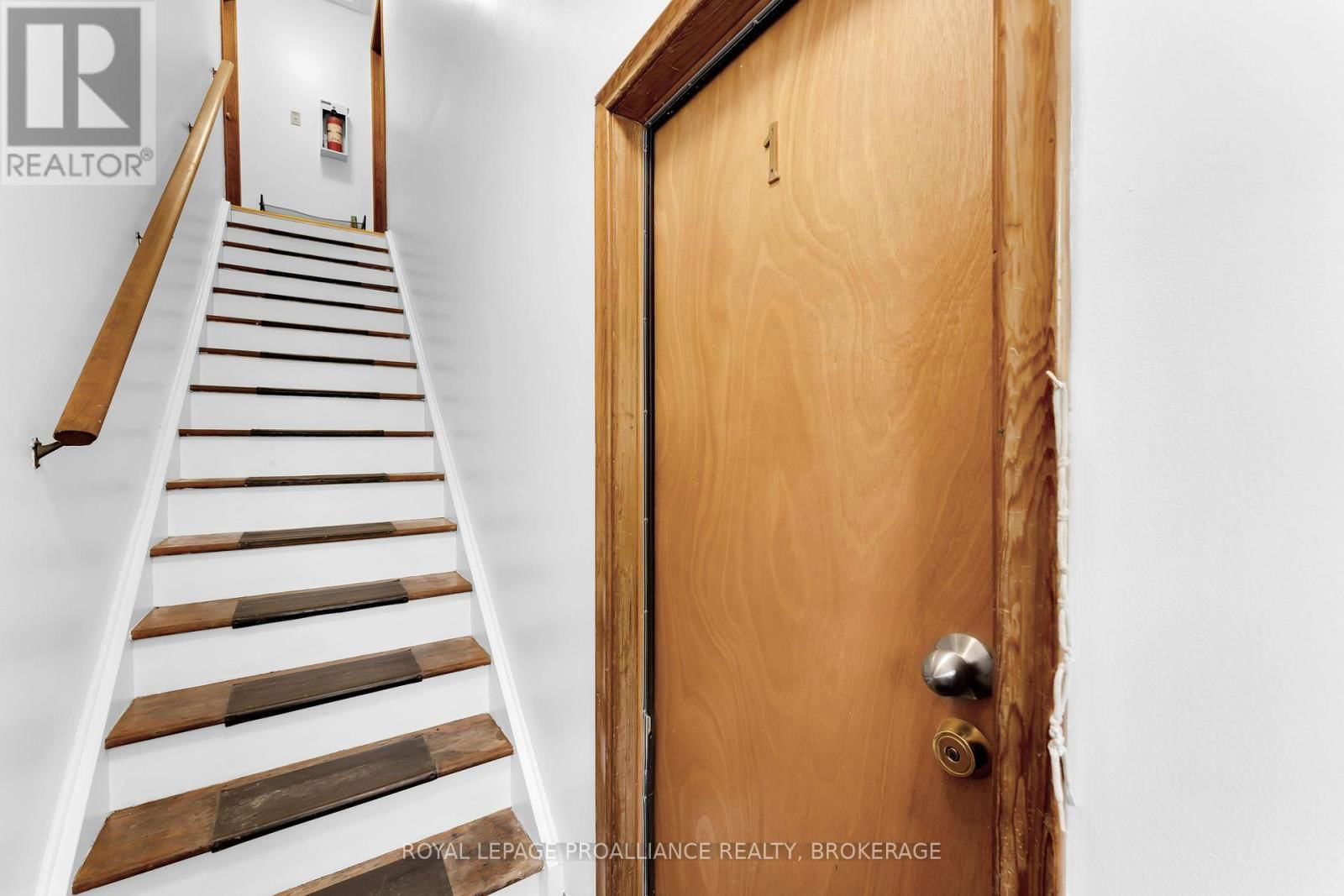 176 NELSON STREET Image 5