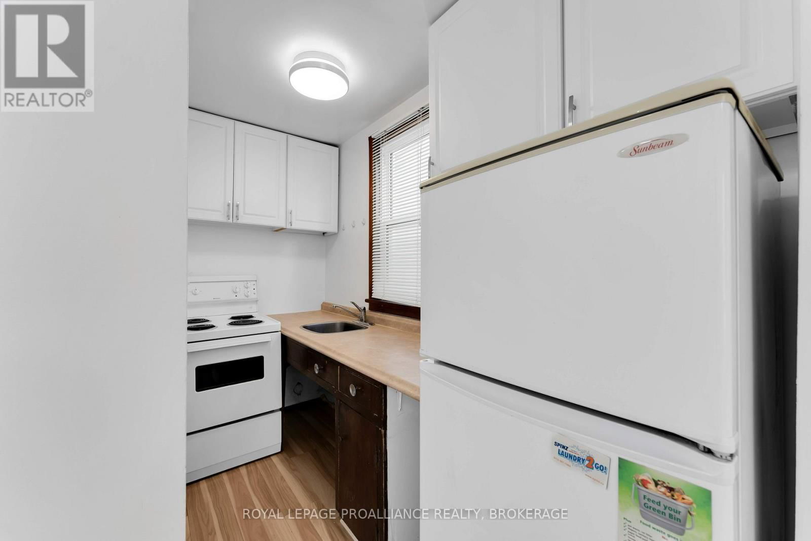 176 NELSON STREET Image 8