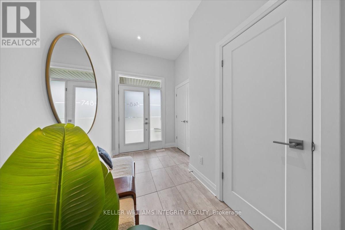 748 TWIST WAY Image 4