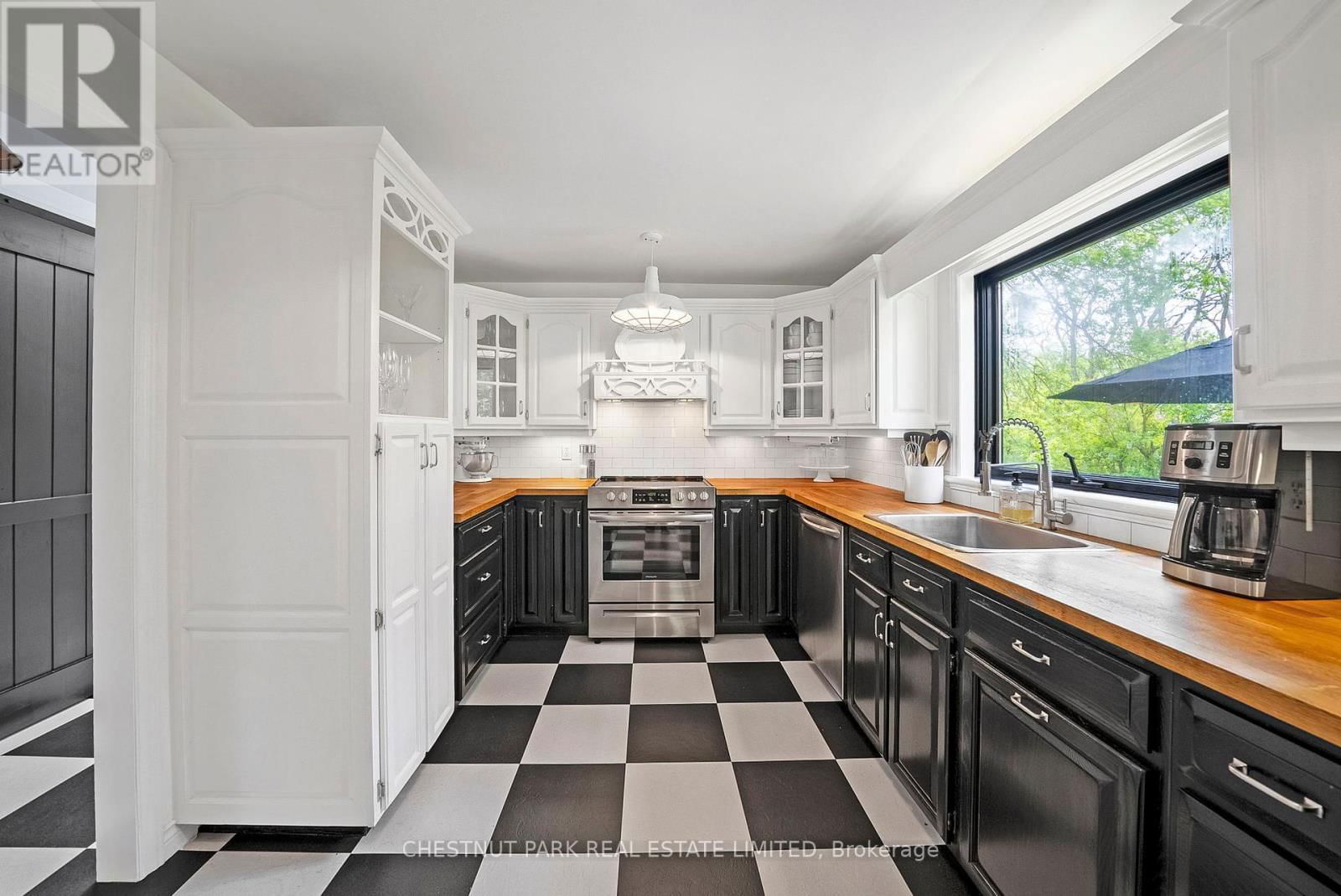290 HAYNES ROAD Image 13