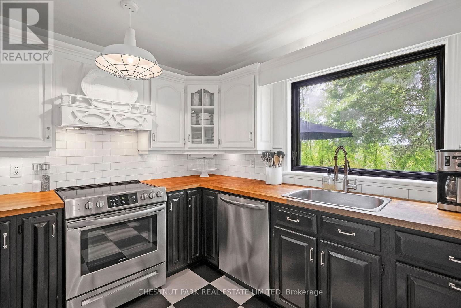 290 HAYNES ROAD Image 14