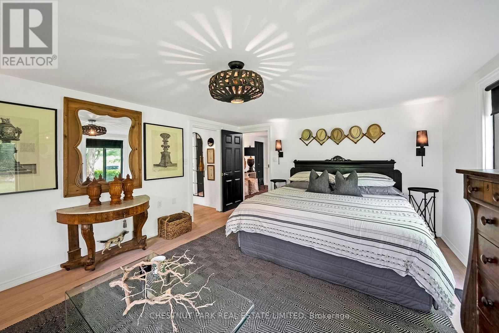 290 HAYNES ROAD Image 17