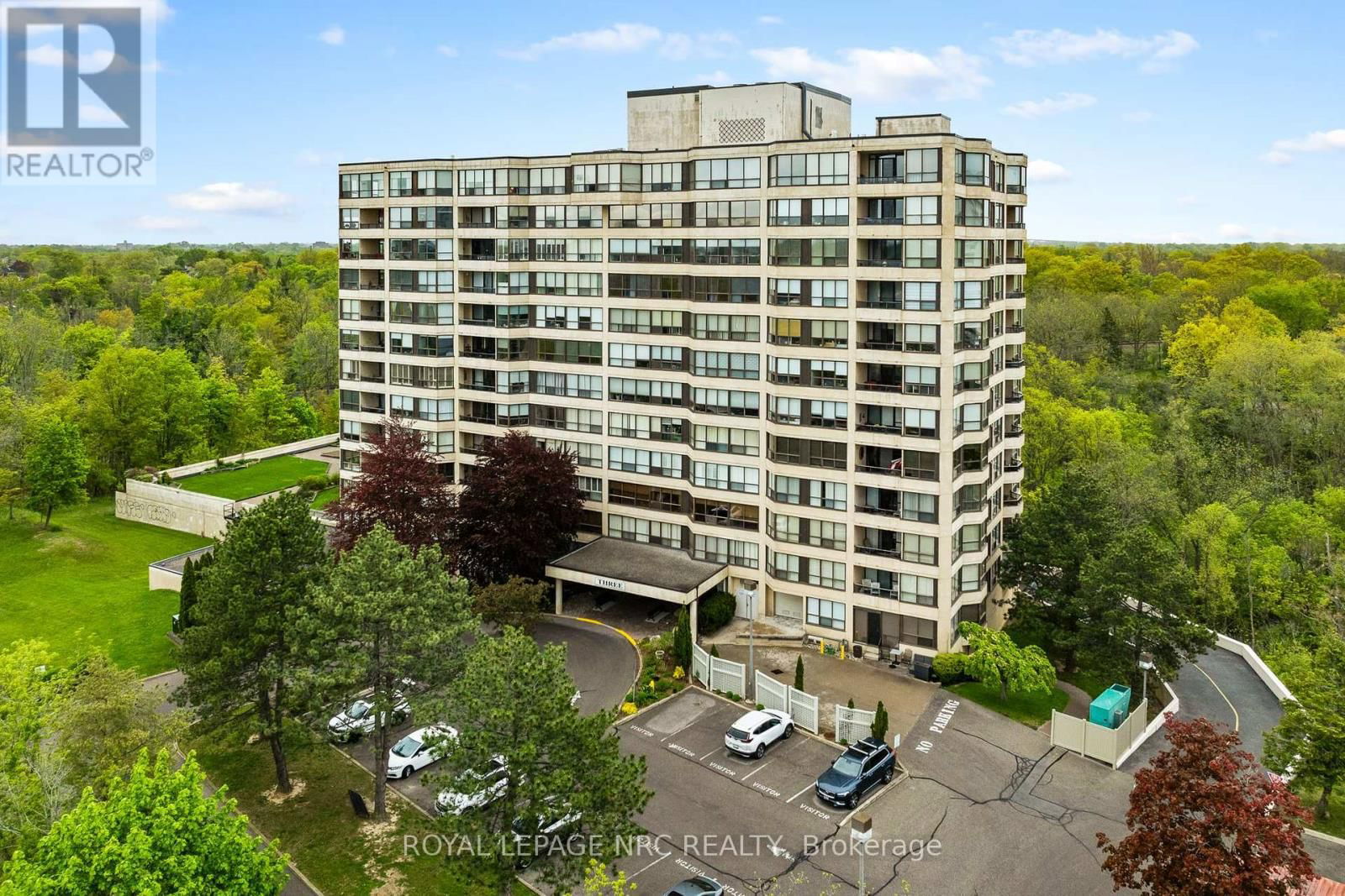 PH6 - 3 TOWERING HEIGHTS BOULEVARD Image 1