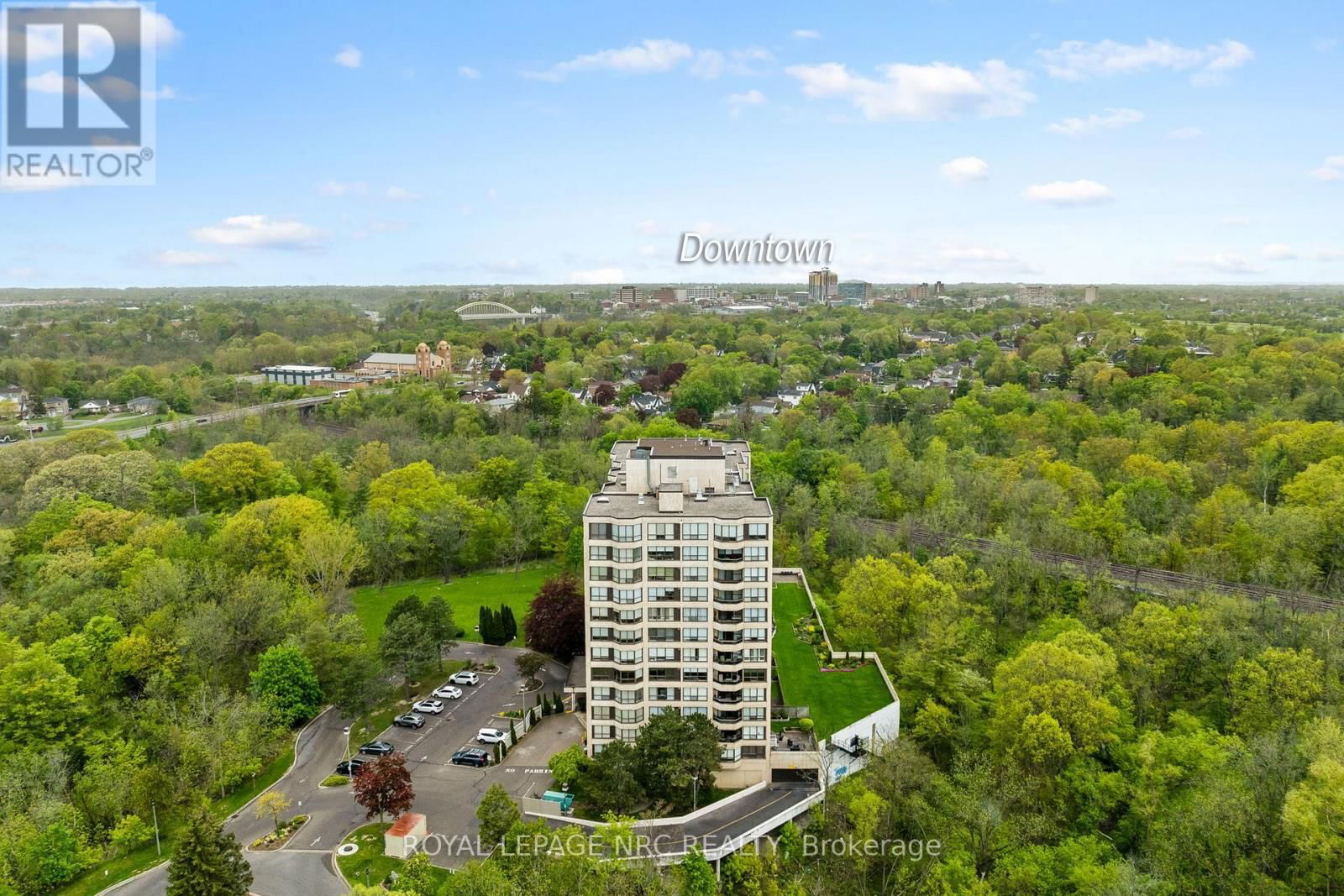 PH6 - 3 TOWERING HEIGHTS BOULEVARD Image 47