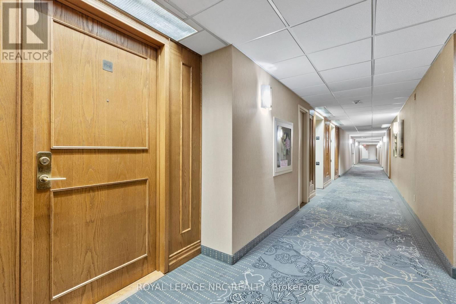 PH6 - 3 TOWERING HEIGHTS BOULEVARD Image 7