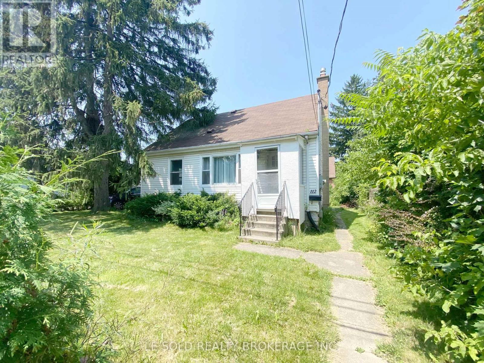 Upper RM1 - 112 LELAND STREET Image 2