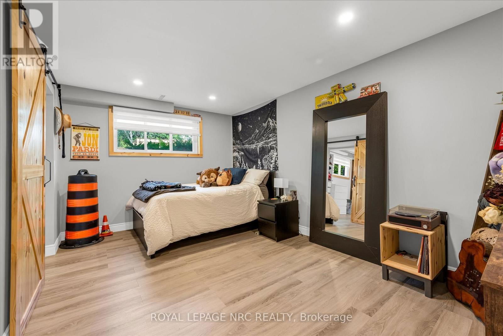 6 MCCOLL DRIVE Image 38