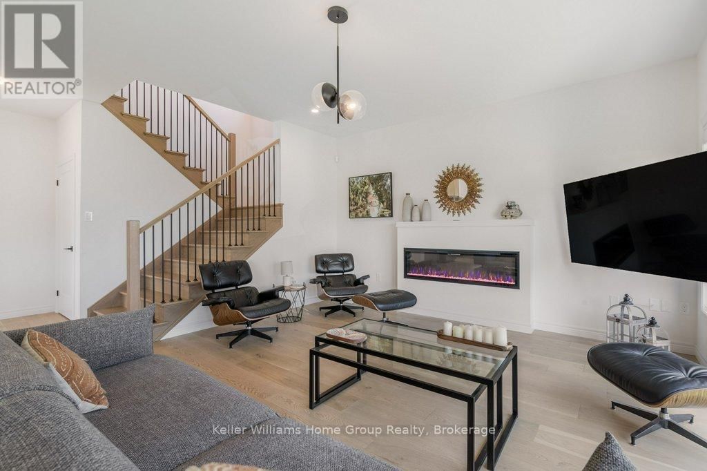 48 MACALISTER BOULEVARD Image 15