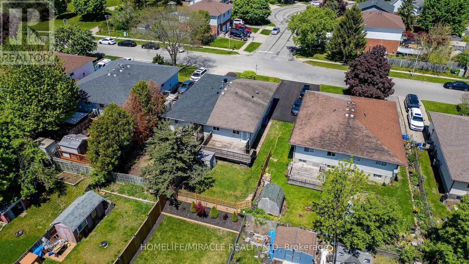 119 NICKOLAS CRESCENT Image 38
