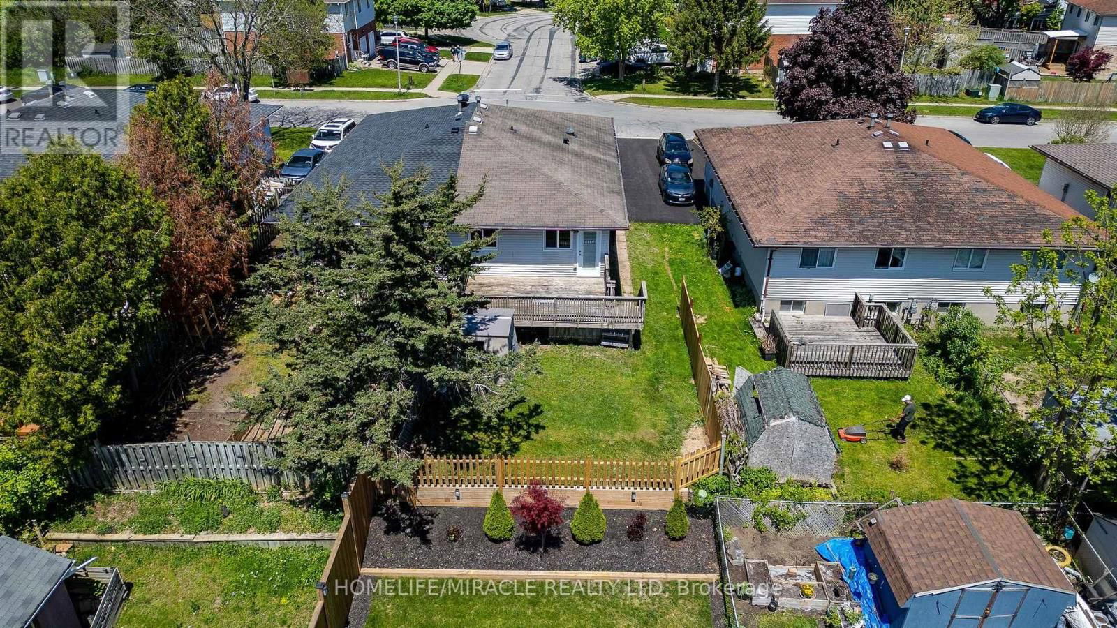 119 NICKOLAS CRESCENT Image 39