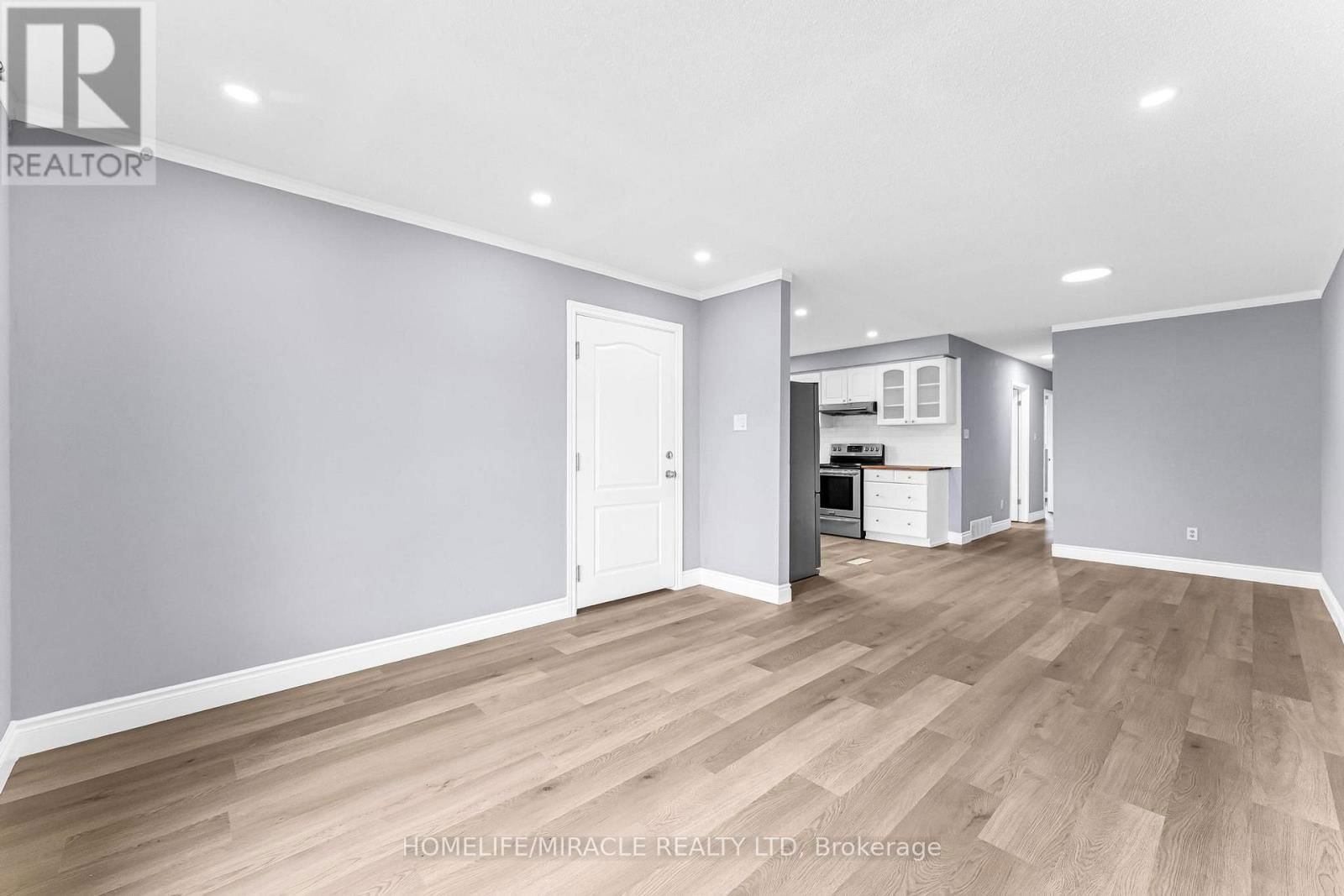 119 NICKOLAS CRESCENT Image 7