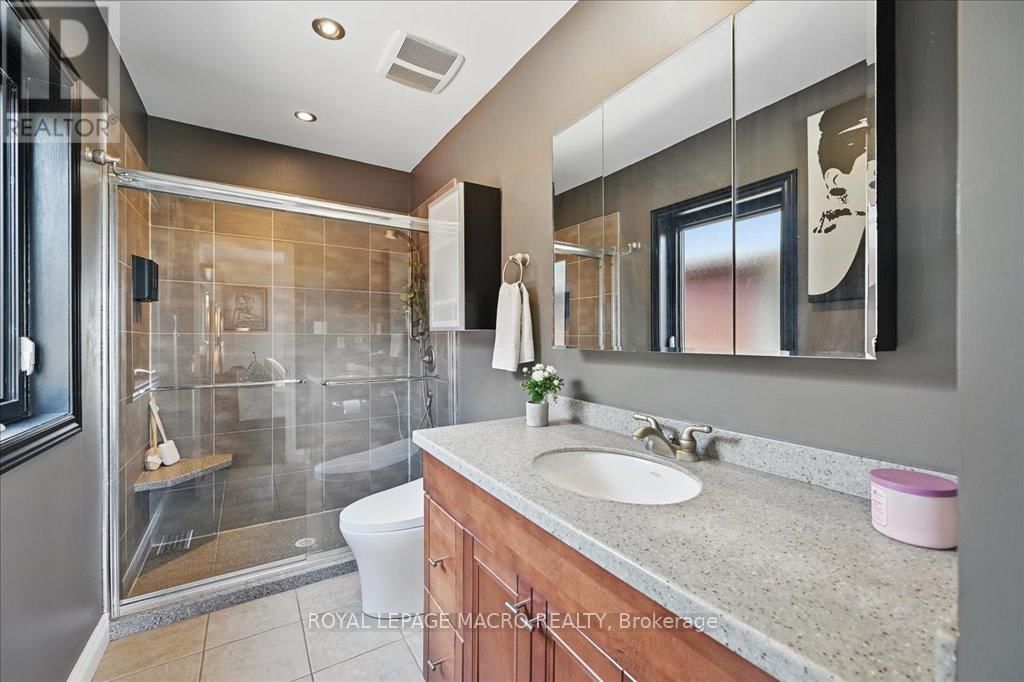 33 LESLIE DRIVE Image 10