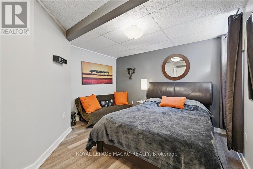 33 LESLIE DRIVE Image 28