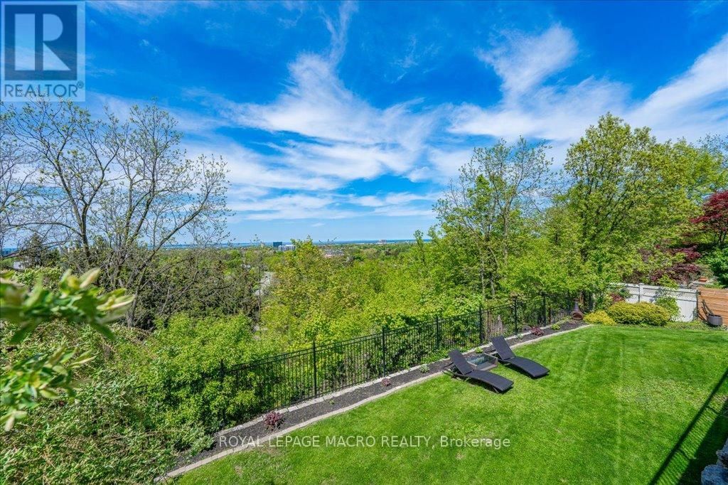 33 LESLIE DRIVE Image 42