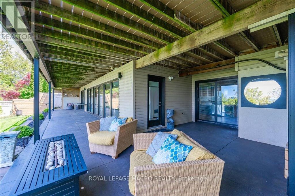 33 LESLIE DRIVE Image 43