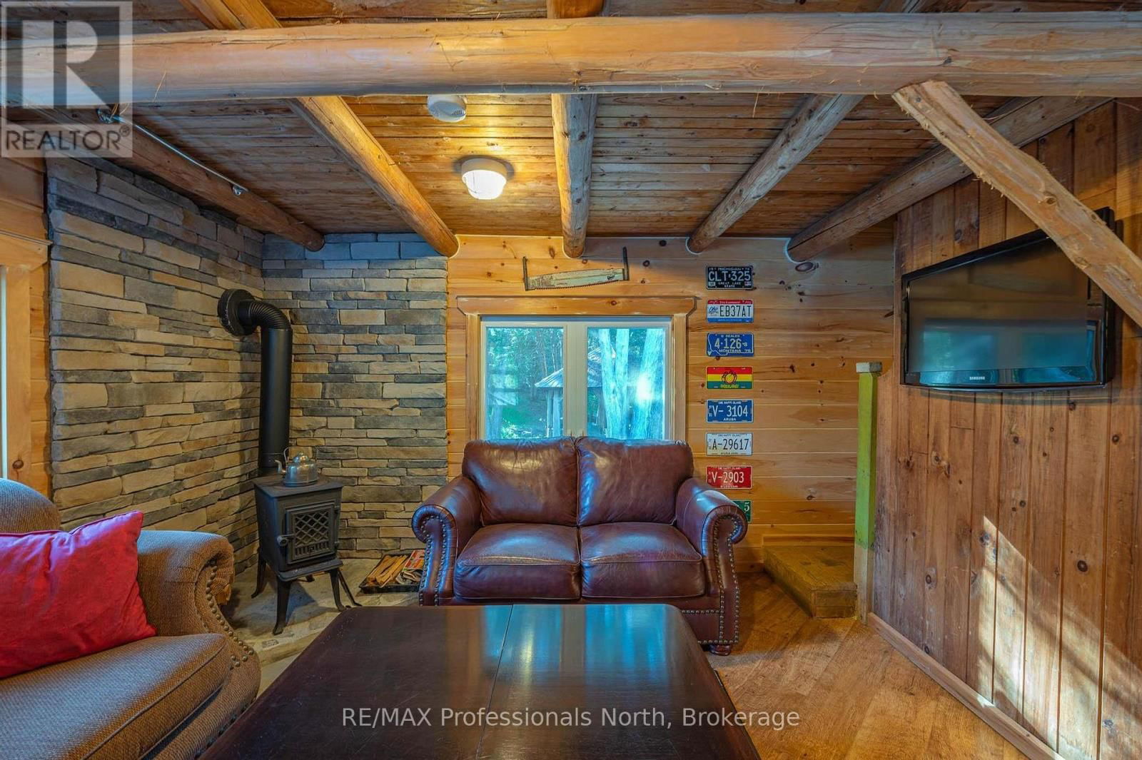 1484 BAT LAKE ROAD Image 33
