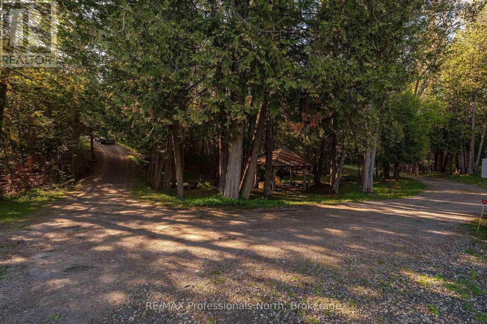 1484 BAT LAKE ROAD Image 47