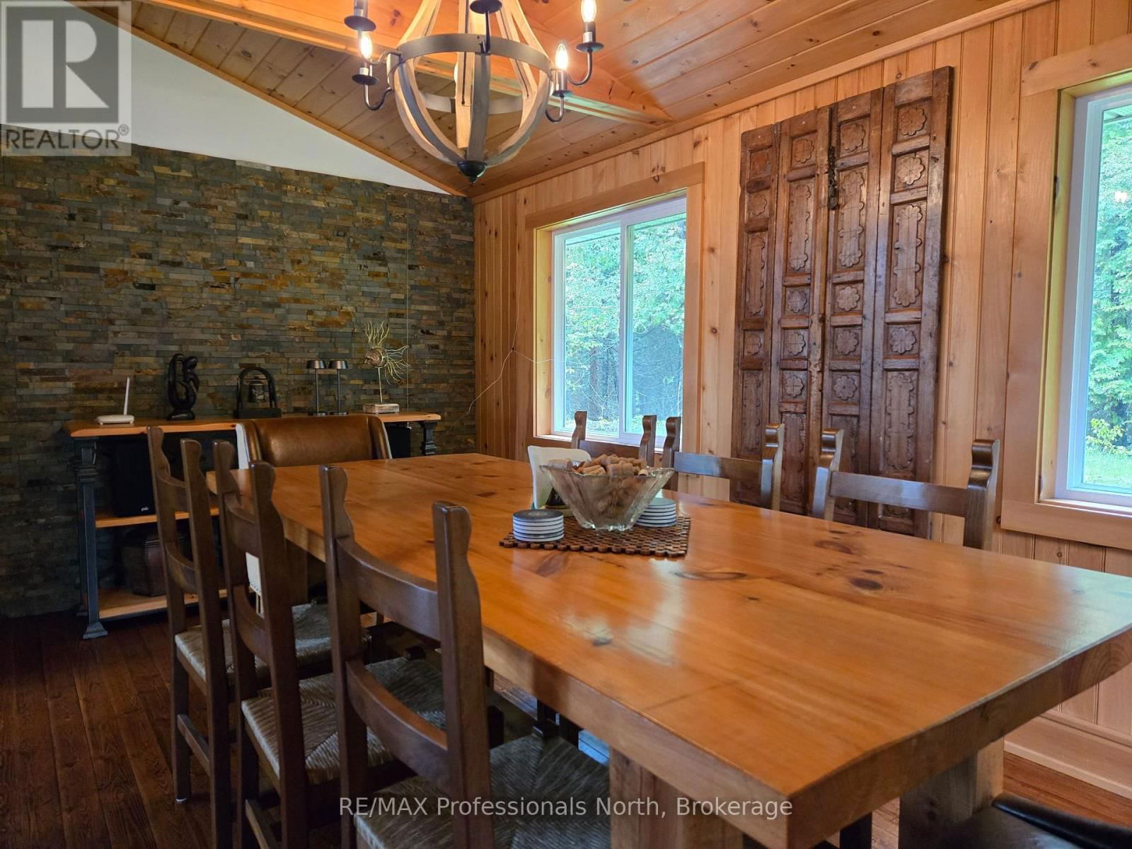 1484 BAT LAKE ROAD Image 7