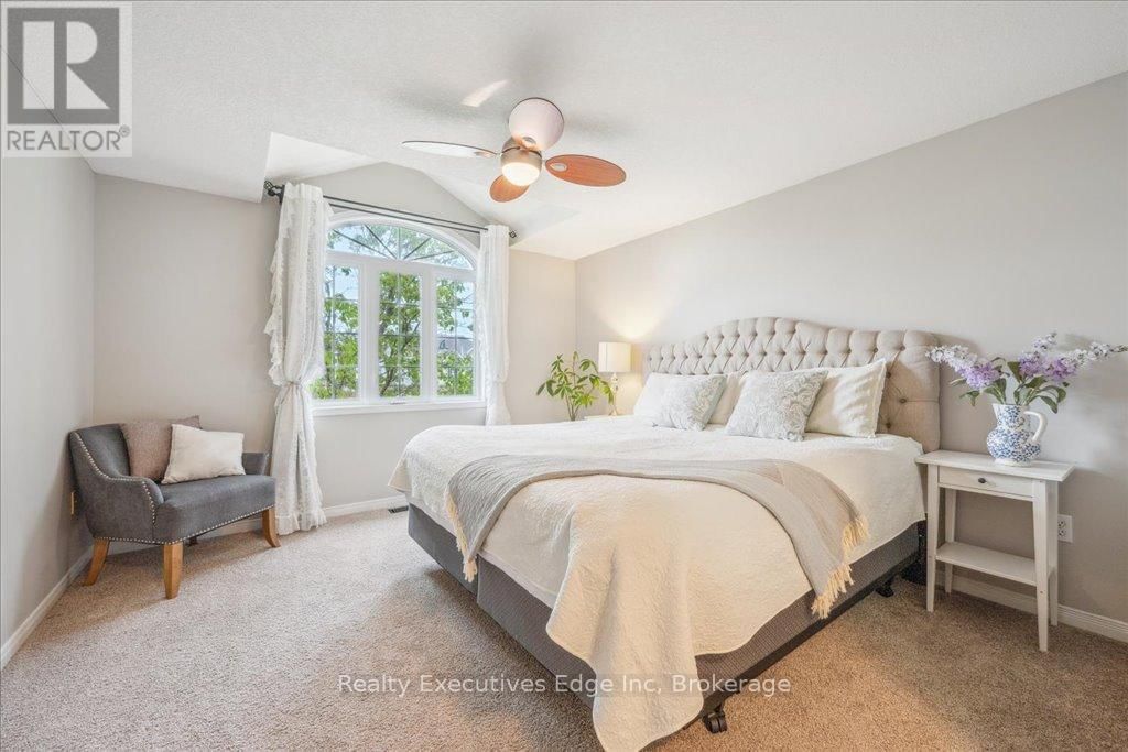 5 - 210 DAWN AVENUE Image 22