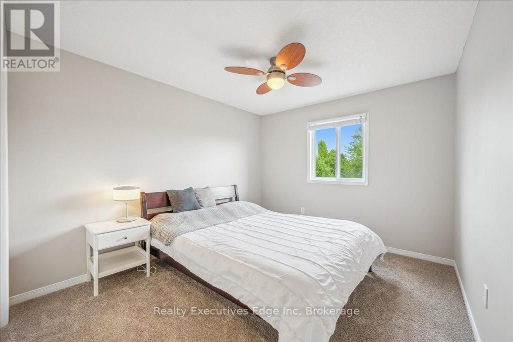 5 - 210 DAWN AVENUE Image 25