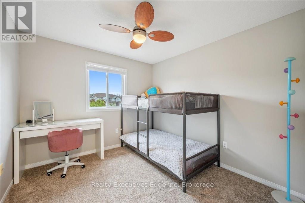 5 - 210 DAWN AVENUE Image 26