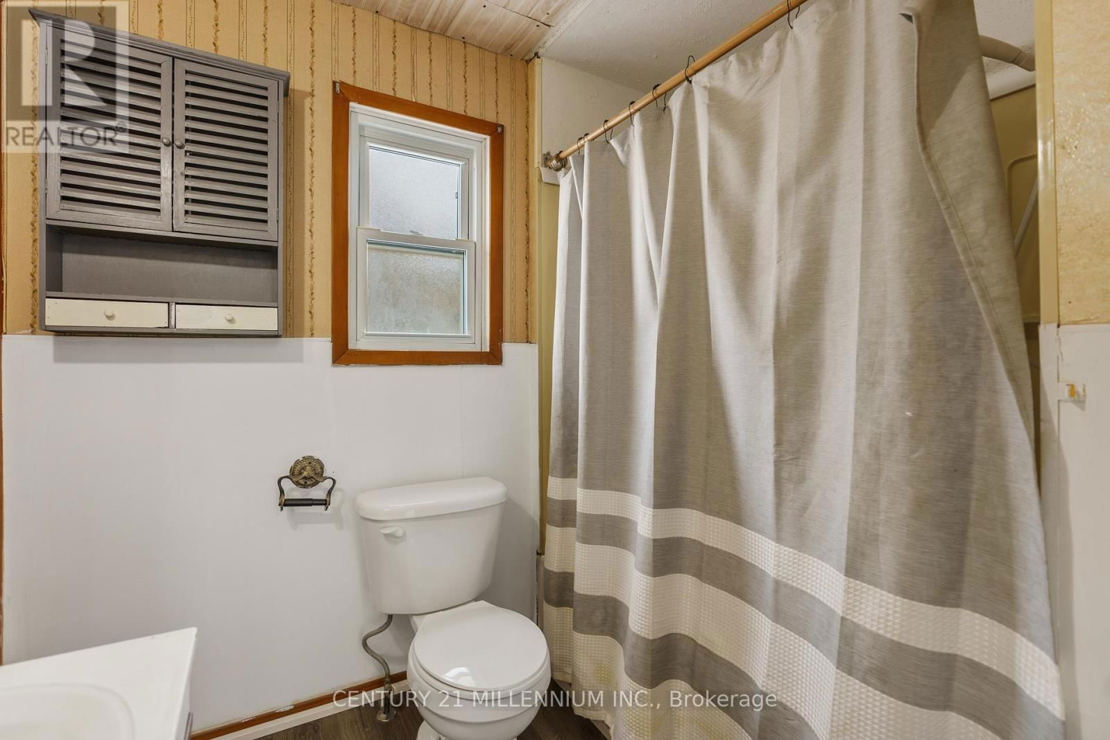 21 BRIDGE STREET EAST Image 15