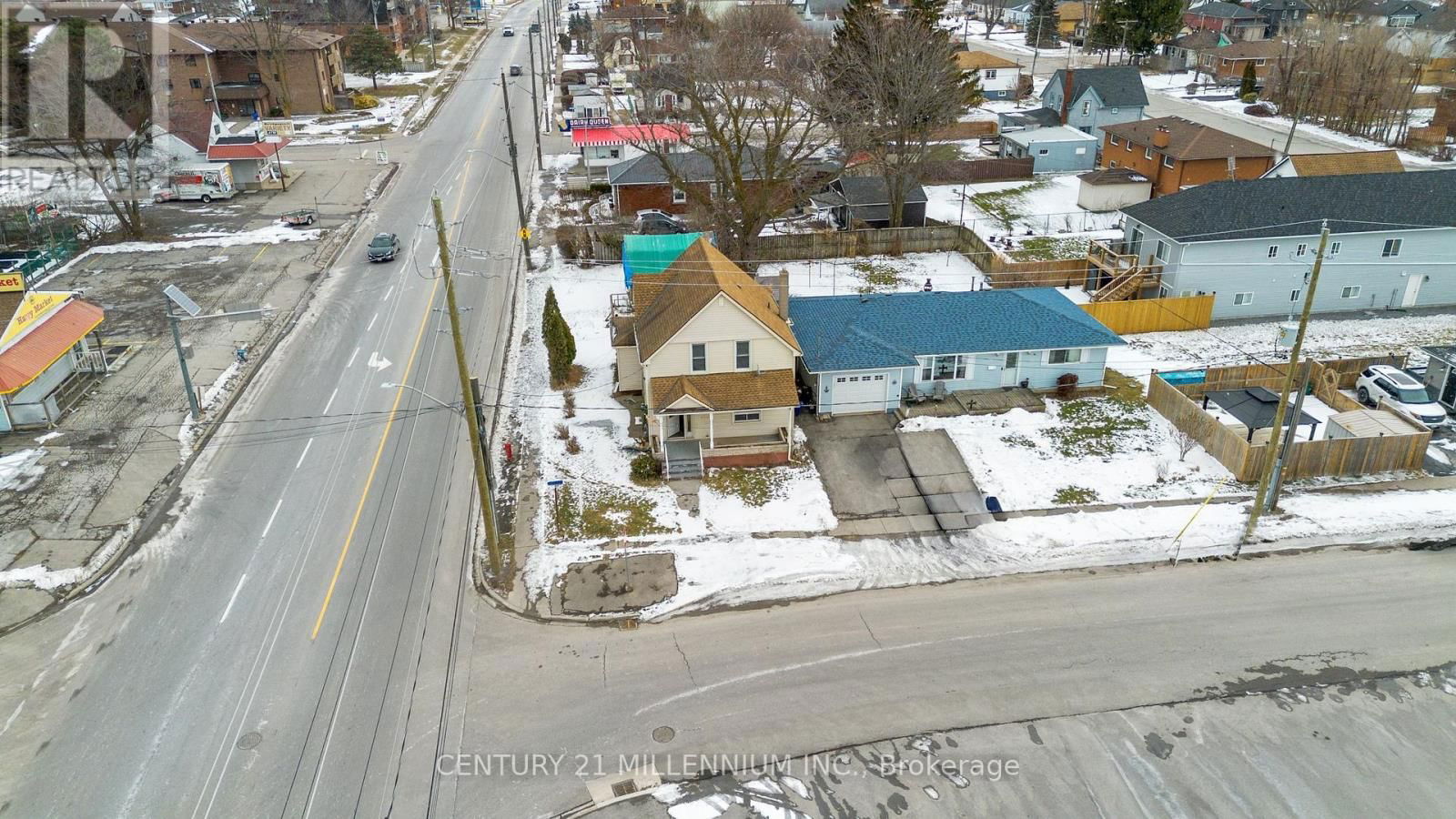 21 BRIDGE STREET EAST Image 26
