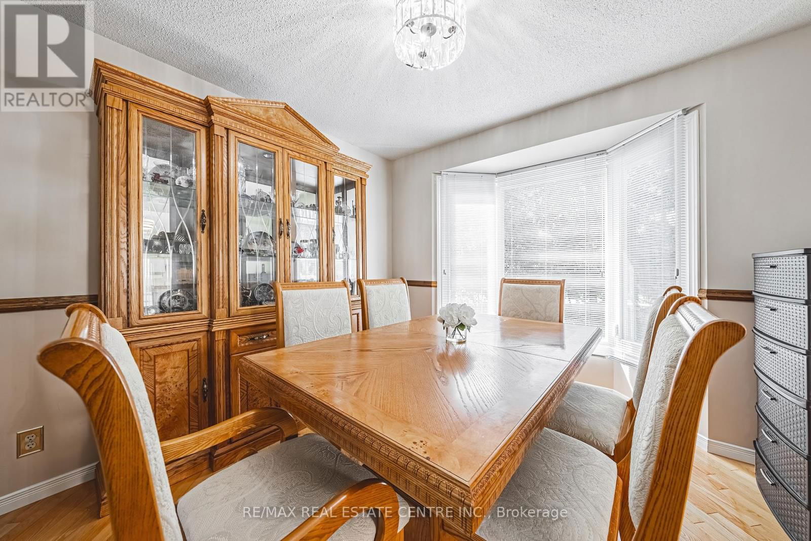 27 WESTCHESTER DRIVE Image 22